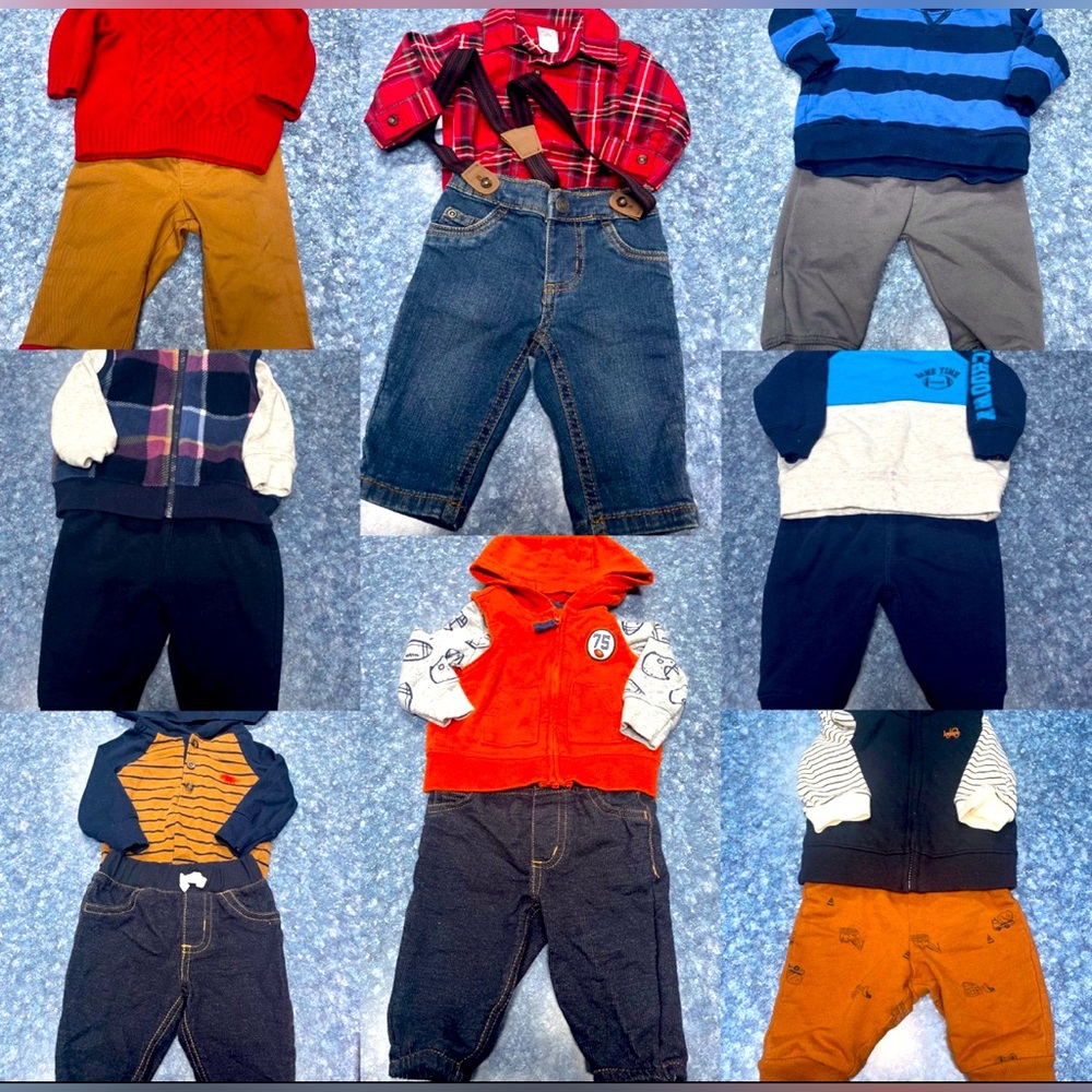 Bundle of Carter's baby boy outfits size 3months